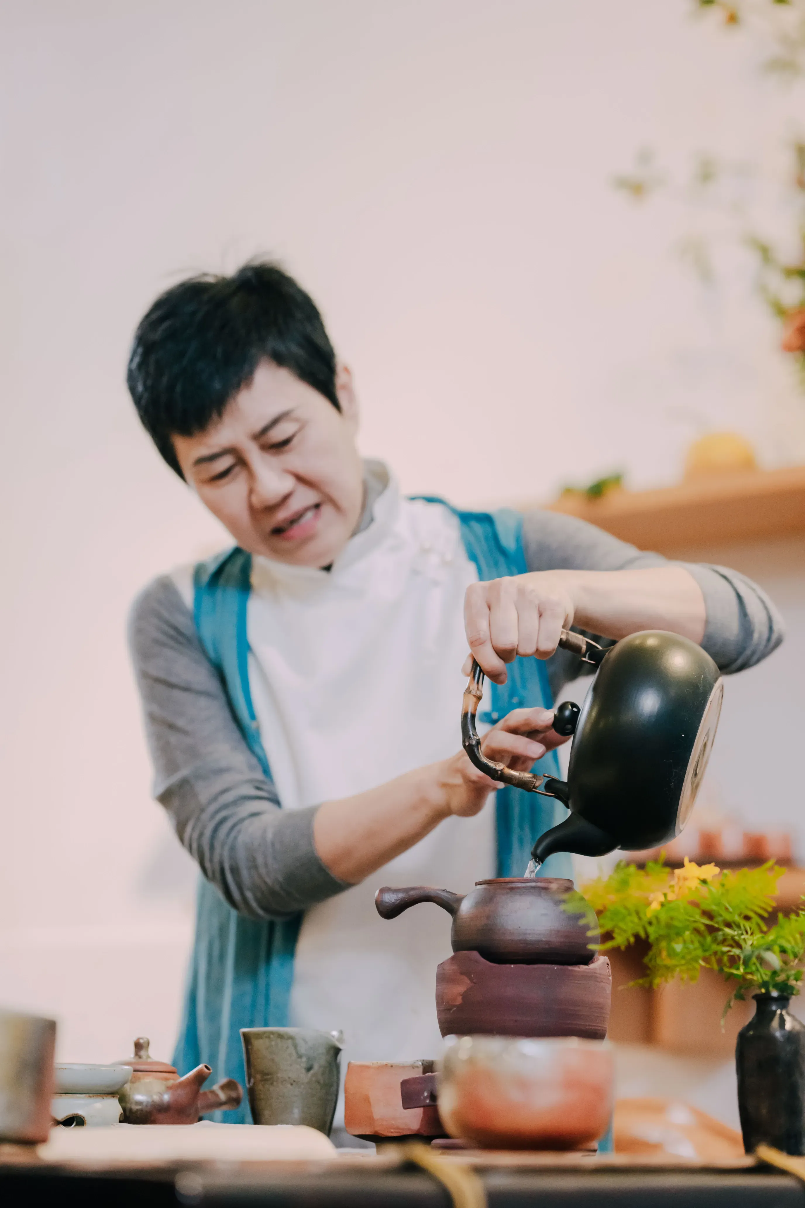美玉示範酸柑茶熱泡法細節