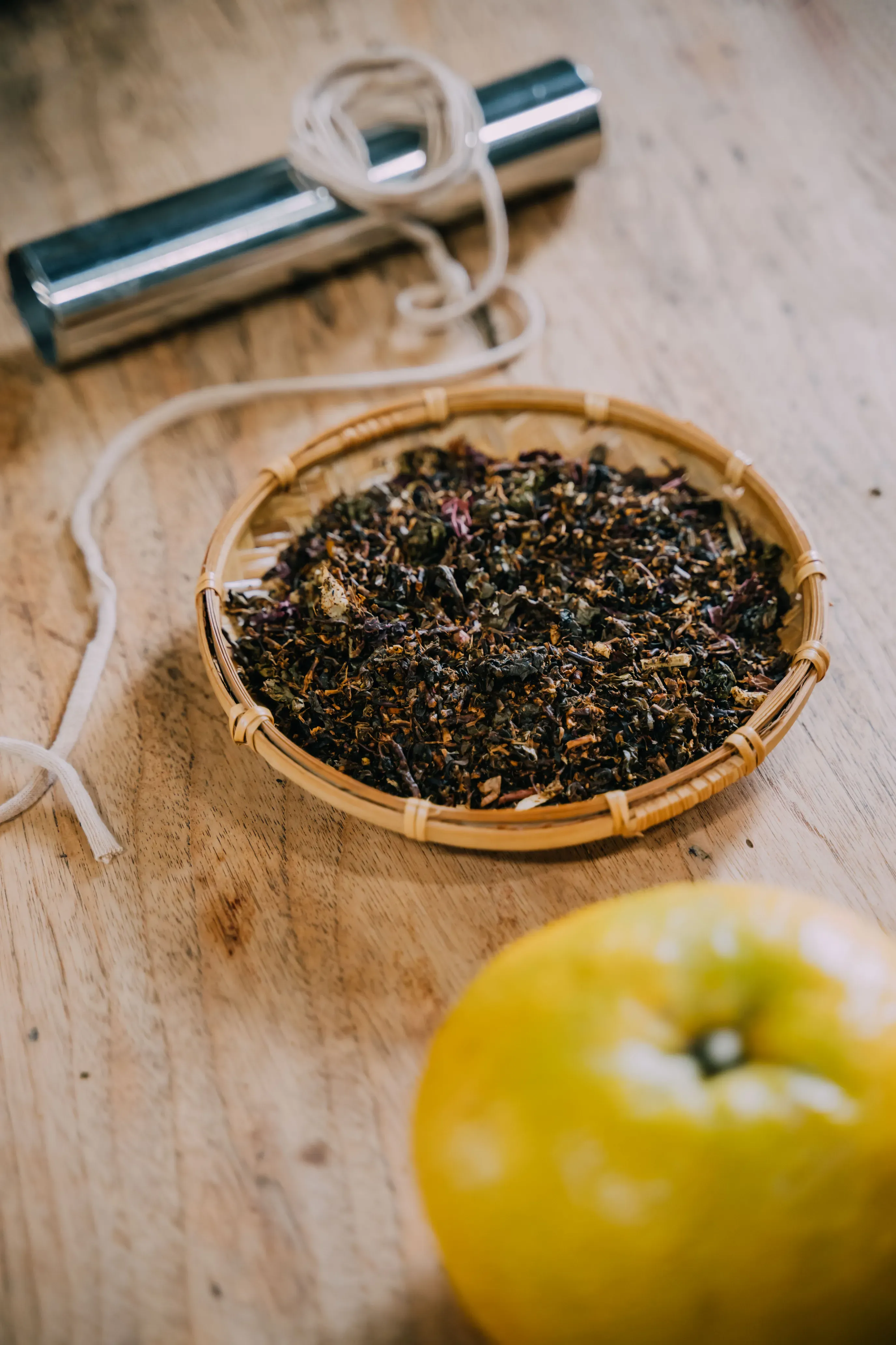 傳統酸柑茶使用的高品質茶葉原料